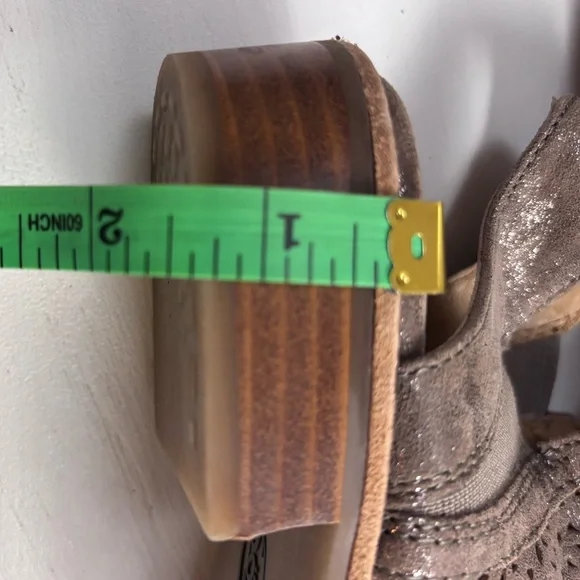 Söfft Nalda Metallic Suede Sandals Women’s 6M – Distressed Leather Comfort Chic - Picture 11 of 14